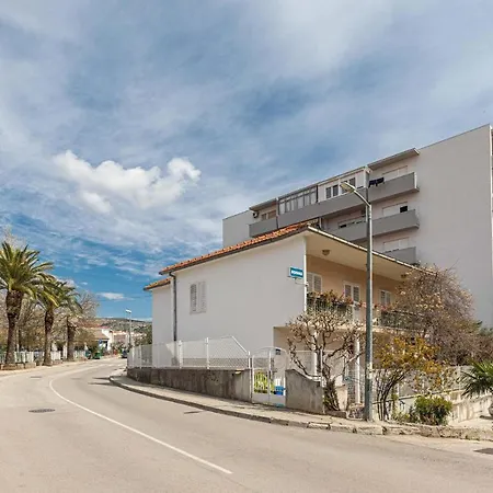 Apartment Stunning In With Kitchen Trogir